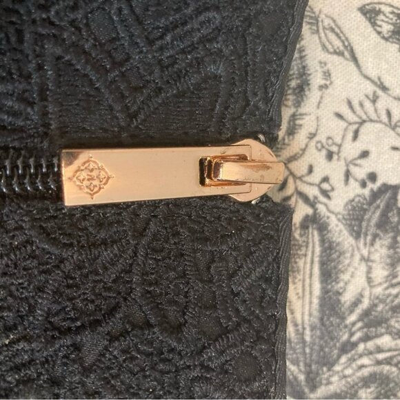 NANETTE LEPORE Sz 6 Kady Lace Upper Zipper Closure Kitten Heel Booties - Picture 5 of 11